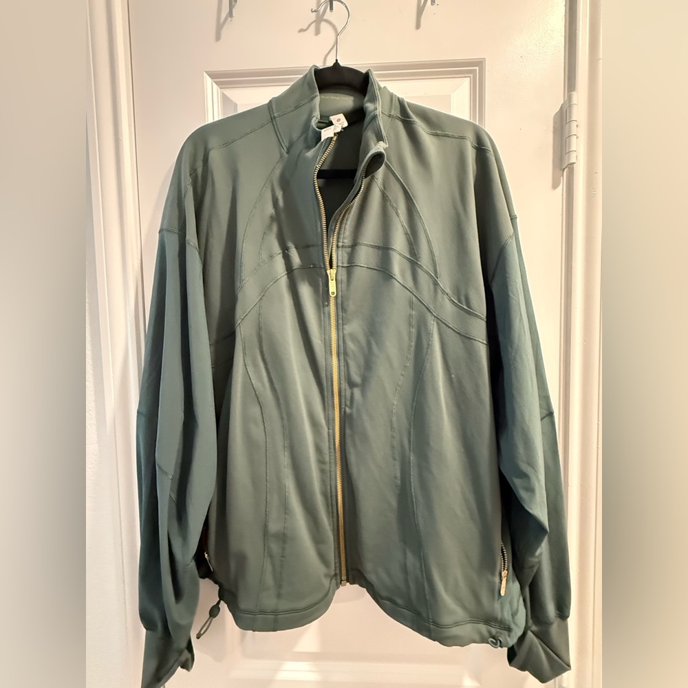 Lululemon Define jacket- relaxed fit